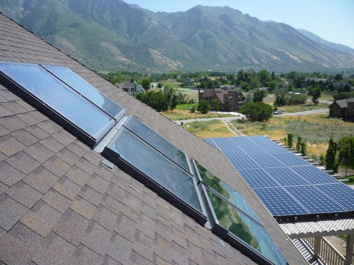  5KW SunPower Solar Array on a custom pergola in Alpine Utah