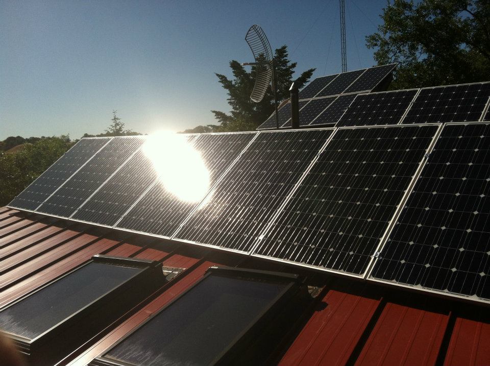 Roof mounted solar installation