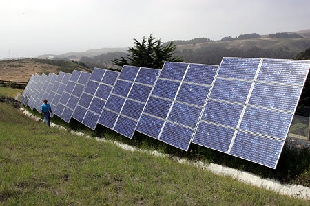 10kW pole mounted solar array