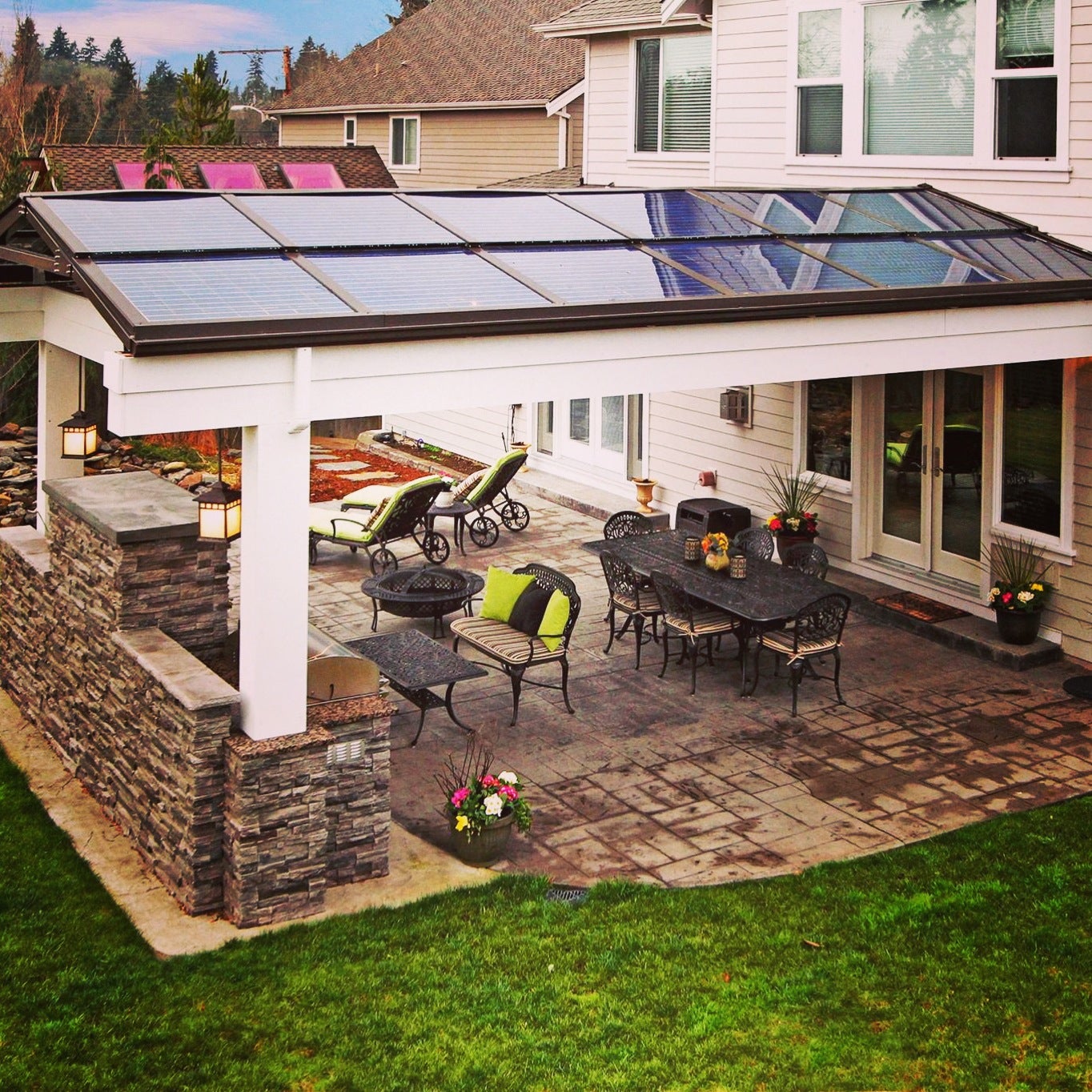 Awning Mounted Silicon Energy System