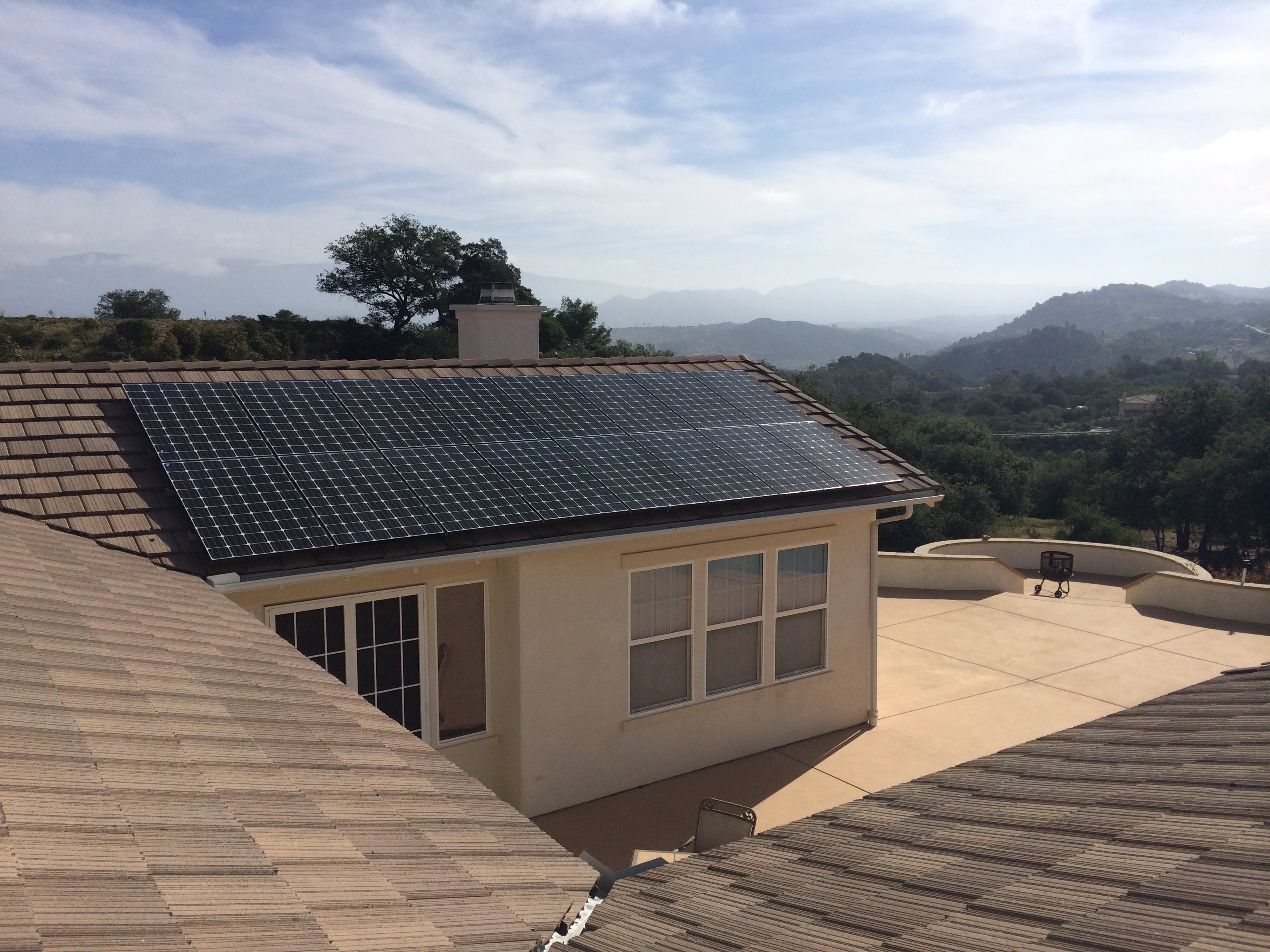 11.0 kW solar electrical system in Valley Center, California