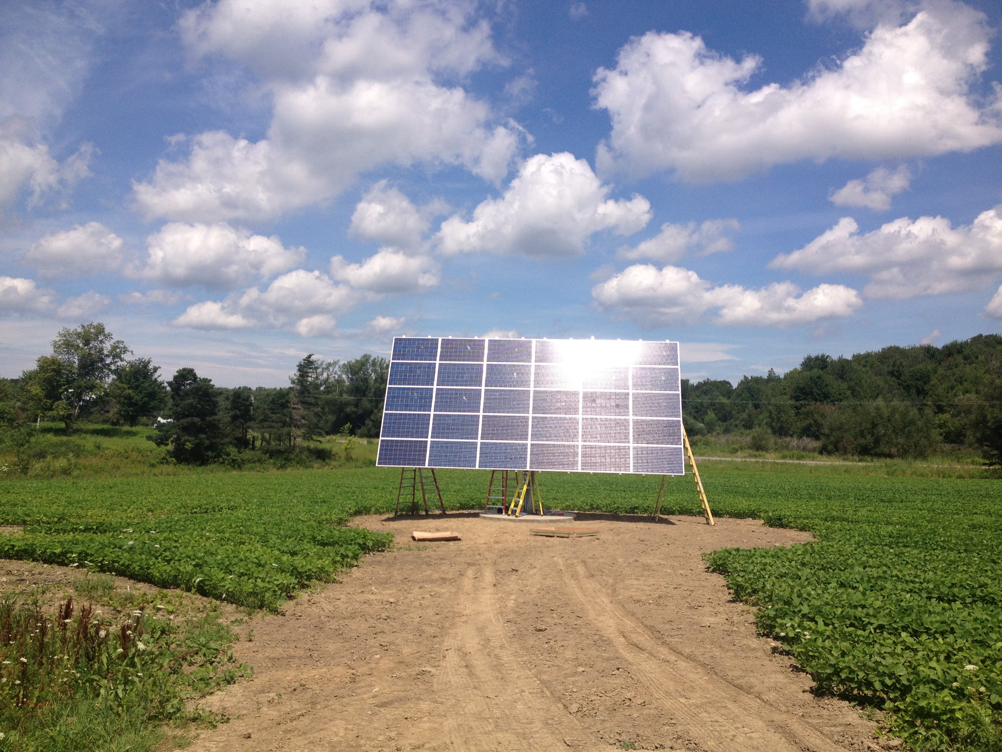 CIR Solar, solar tracker install in North Collins, NY