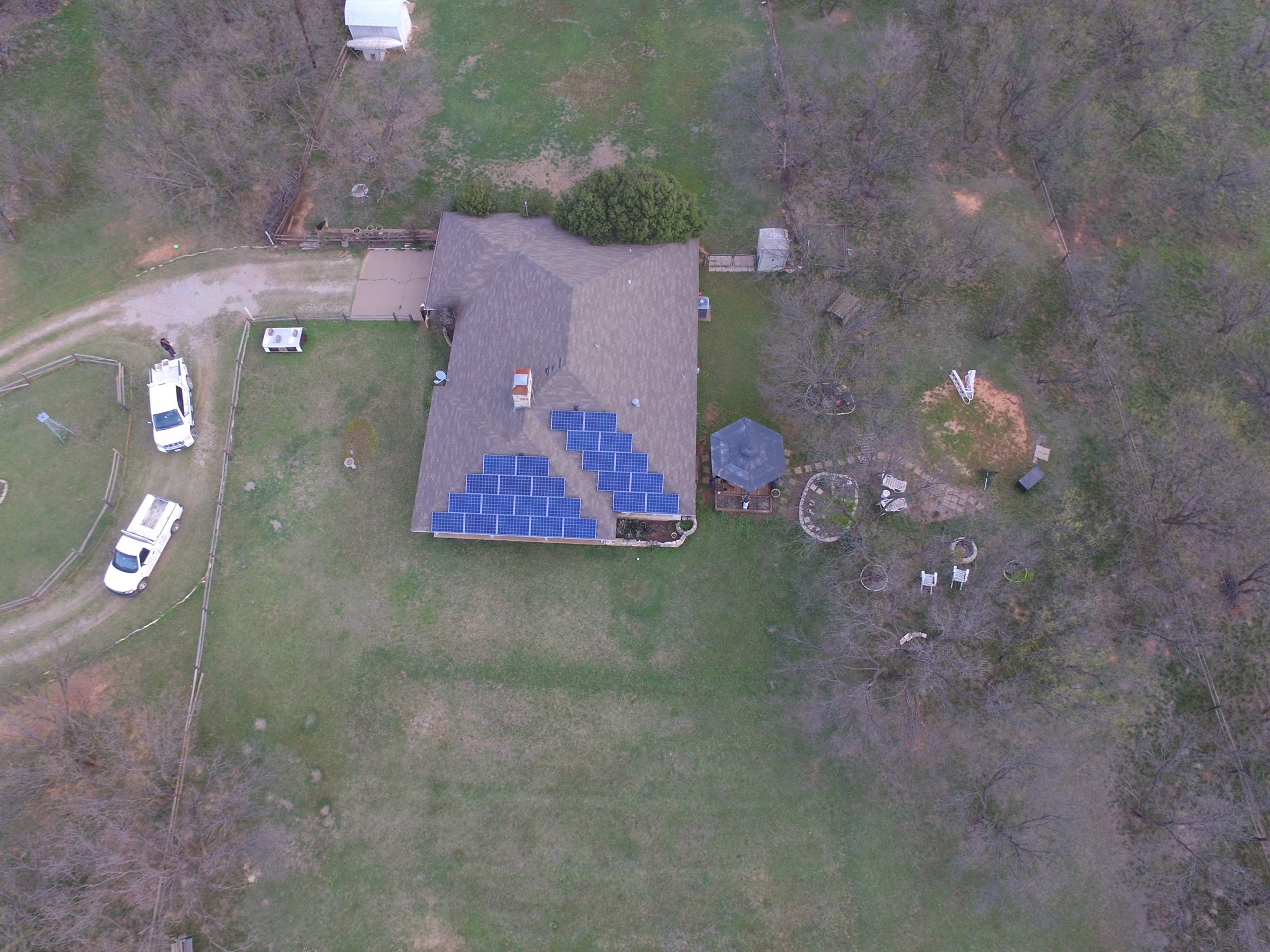 6.4kw roof mounted array