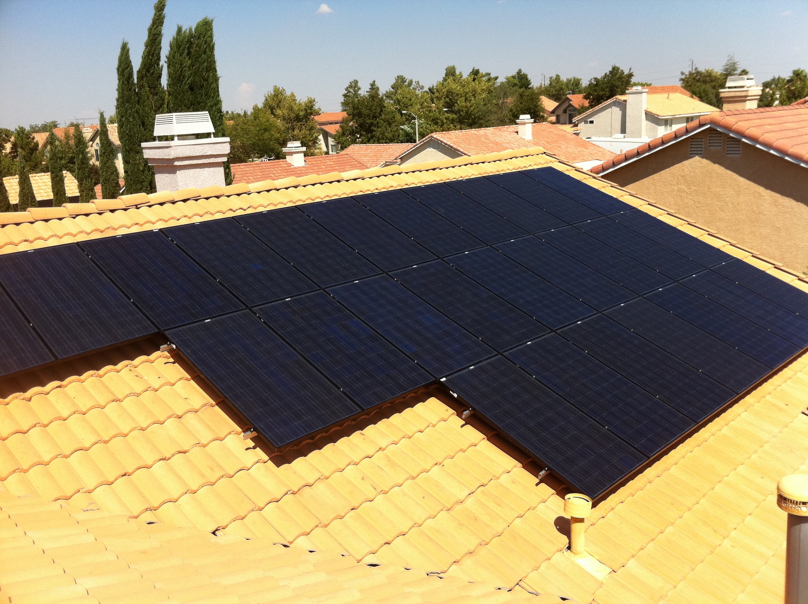 5 KW Solar System installed by solar company AWS Solar Los Angel