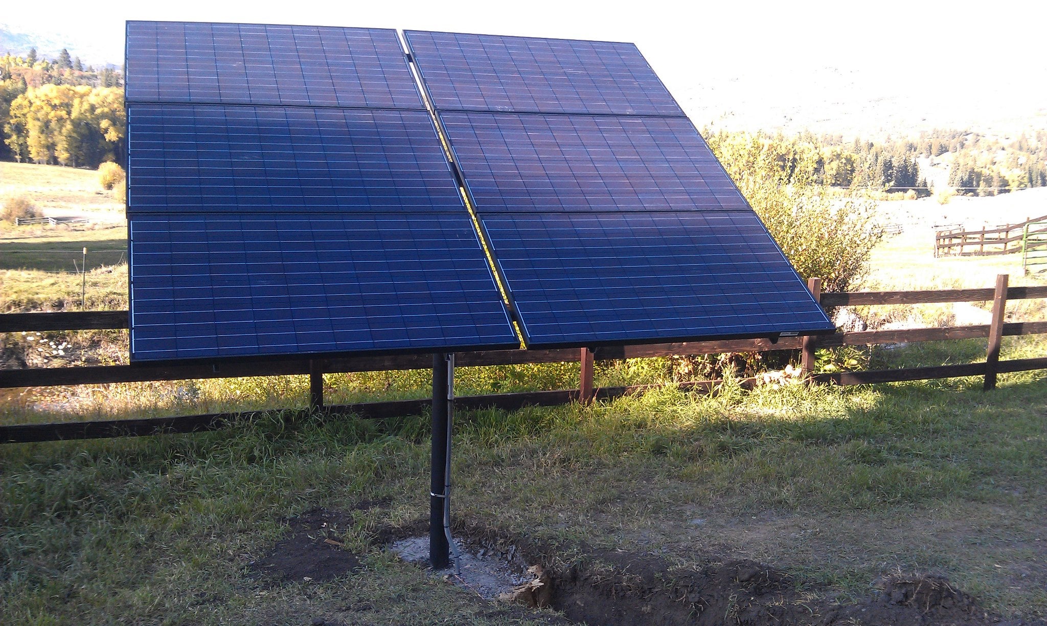 Pole mounted solar PV 