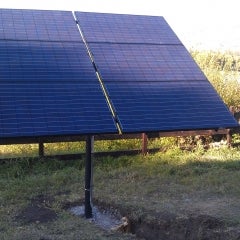 Pole mounted solar PV 