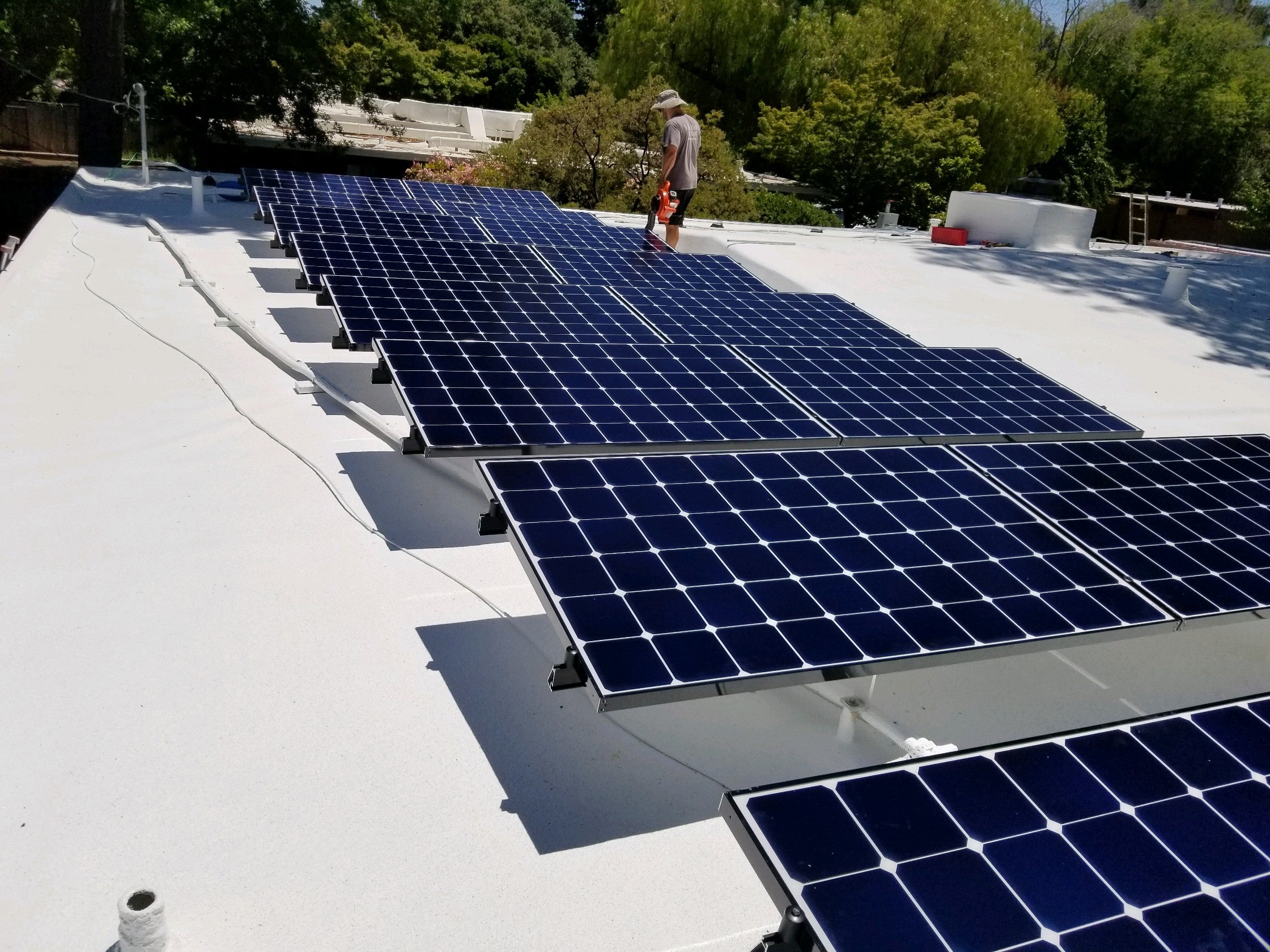 Solar install on Eichler home in Walnut Creek
