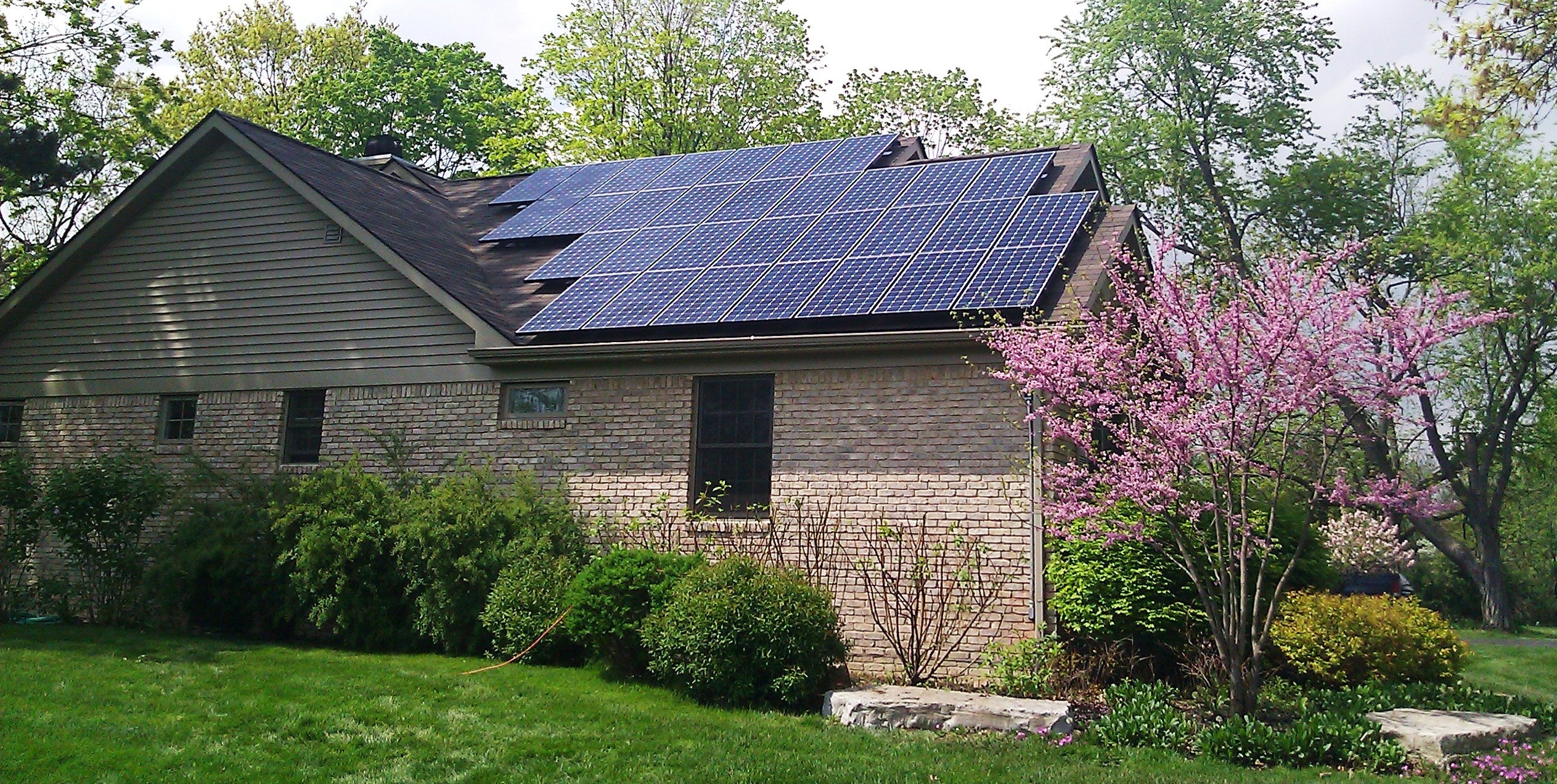 10.3 kW roof mounted solar system in Garden City, MI