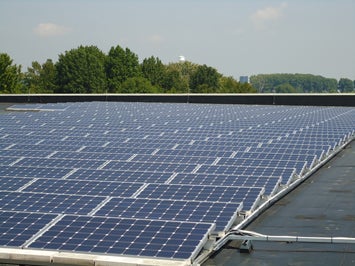 New Castle, DE - 90.8 kW commercial solar system