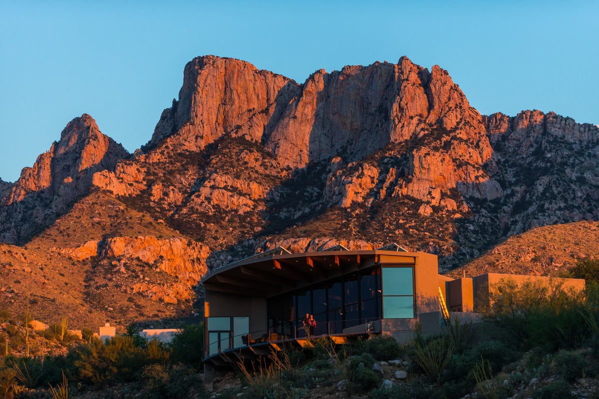 This Oro Valley home installed solar in 2010. It's still going strong!