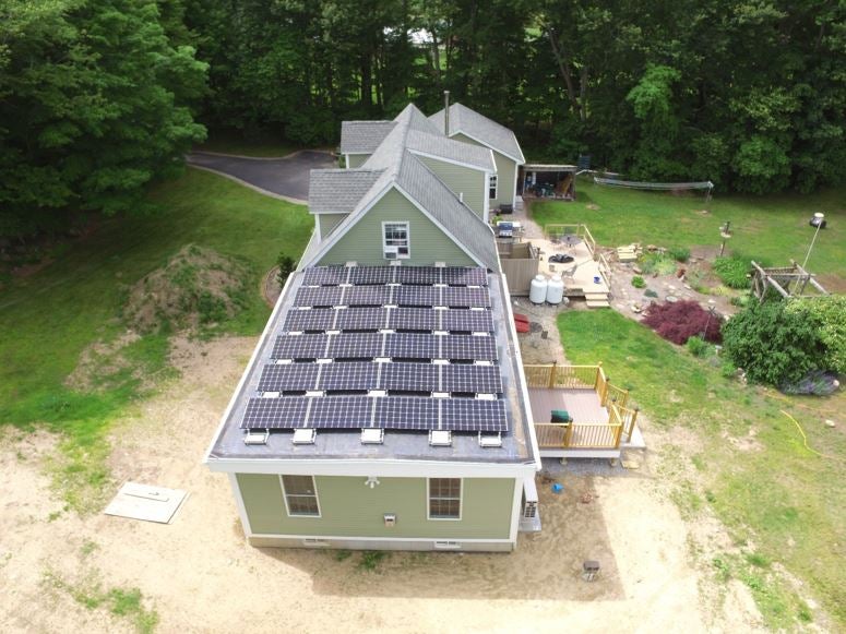 8 kW Solar in Haddam CT with LG Electronics SolarEdge by Son Energy Systems