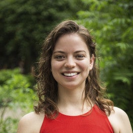 Ana Almerini - Author of Solar Reviews