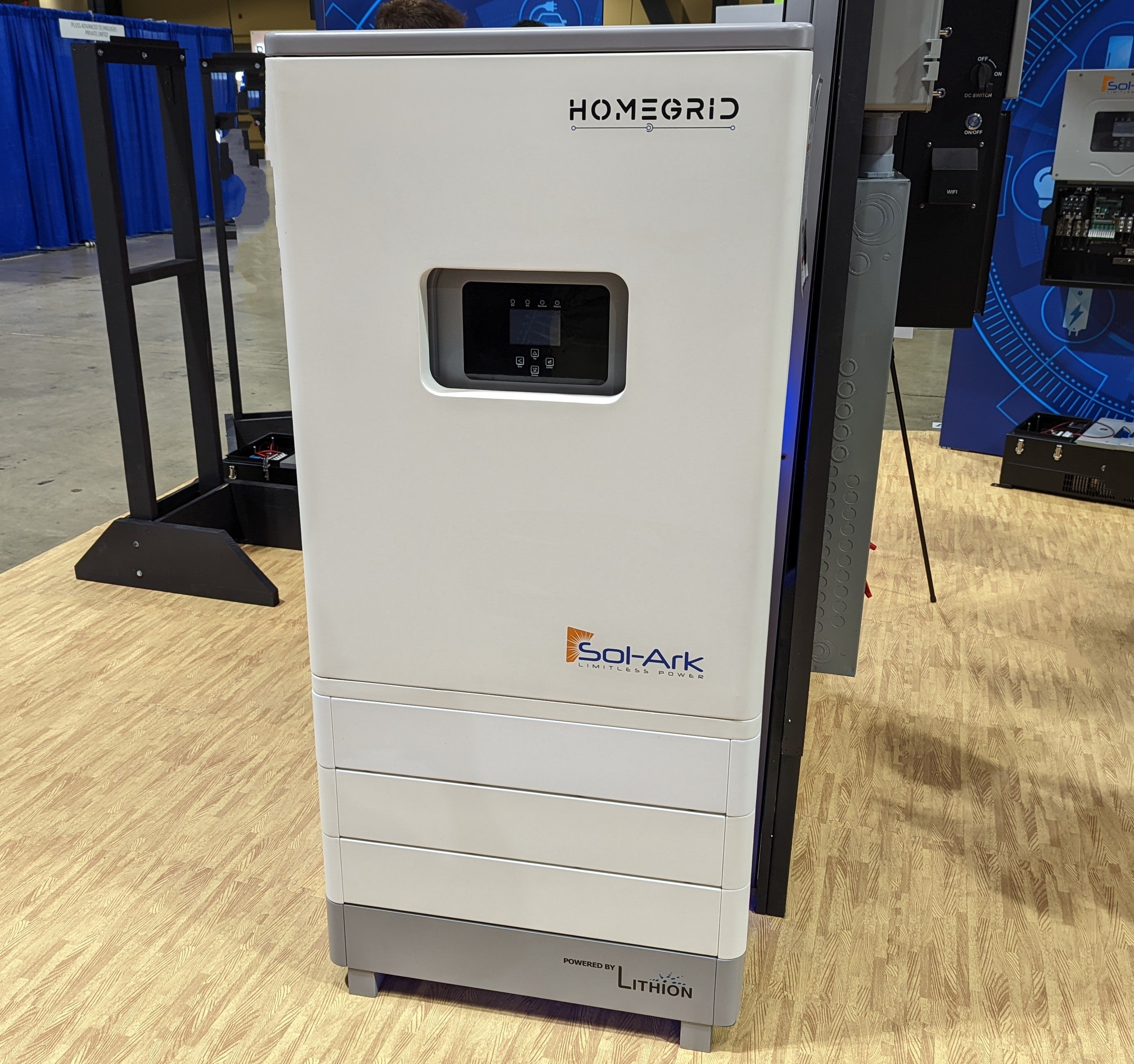 Expert Review of HomeGrid Solar Batteries