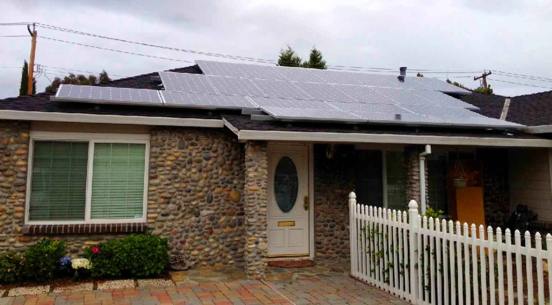 AJ Alhait's solar installation by Highlight Solar AJ Alhait's solar installation by Highlight Solar